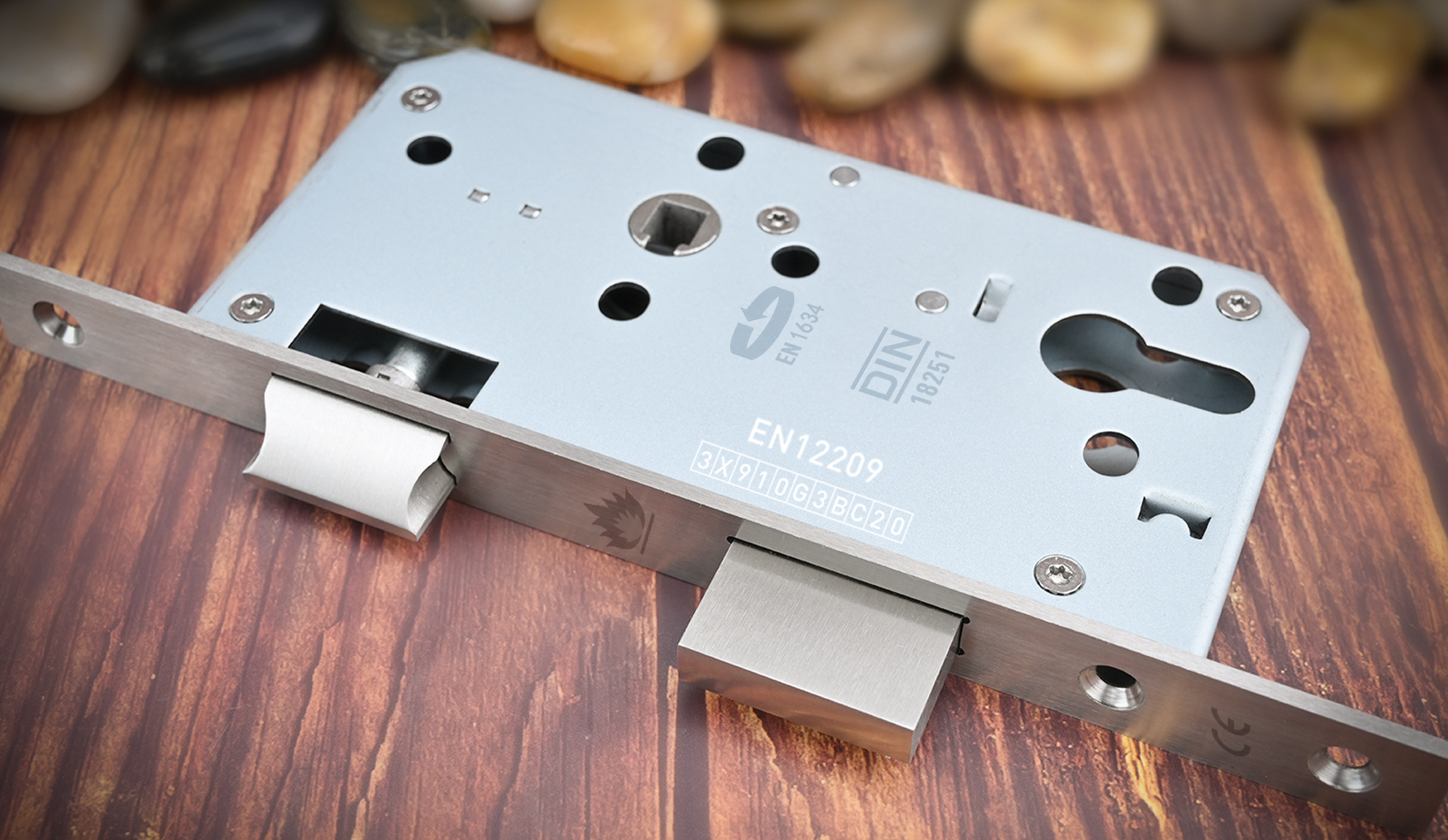 Requisitos técnicos para fechadura de encaixe com classificação de fogo