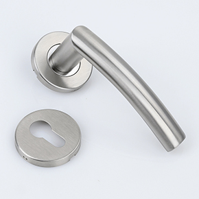 Como remover a alavanca da alavanca da porta?