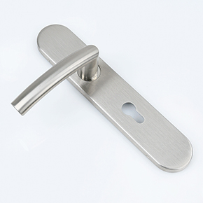 Qual é a diferença entre uma alça de tração e uma alavanca de alavanca?